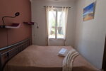 Chambre ouverte sur jardin privatif